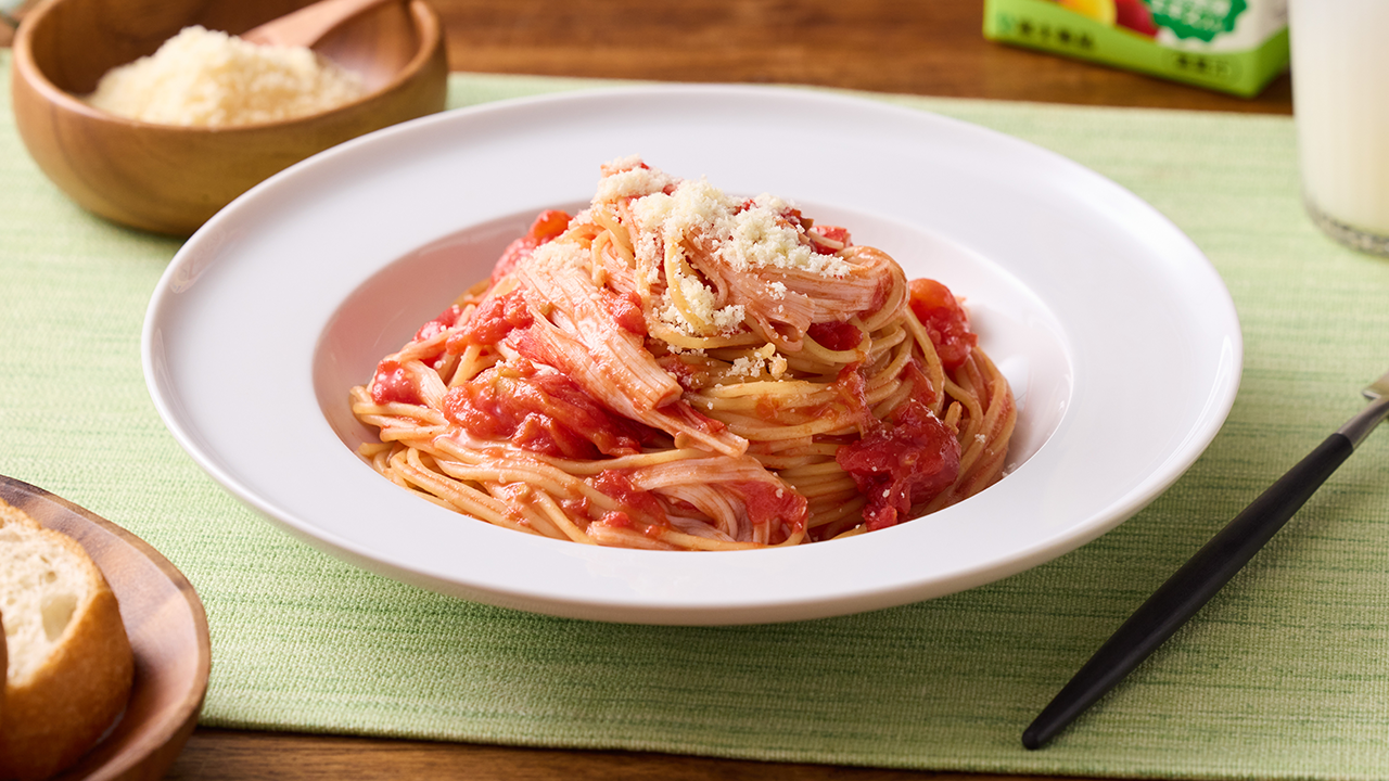 ワンパンでお手軽！カニかまトマトパスタ
