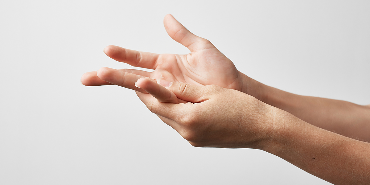 包丁で指を切ってしまったら？病院を受診する目安